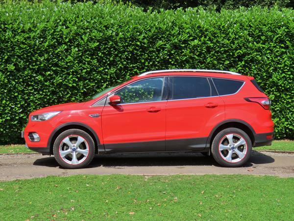 Compare Ford Kuga Kuga St-line X PF17HXB Red