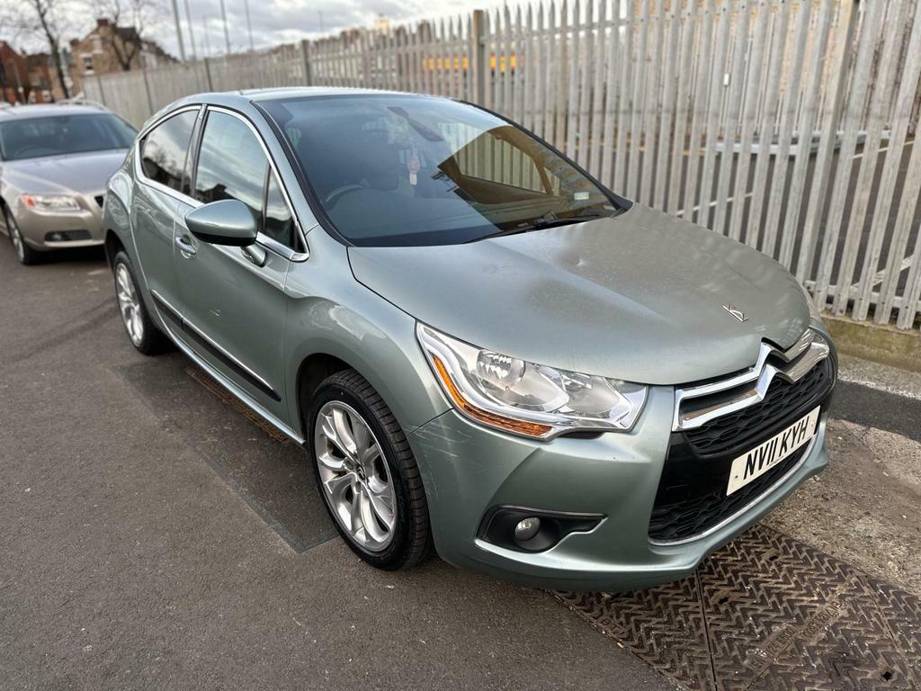 Compare Citroen DS4 Dstyle NV11KYH Grey