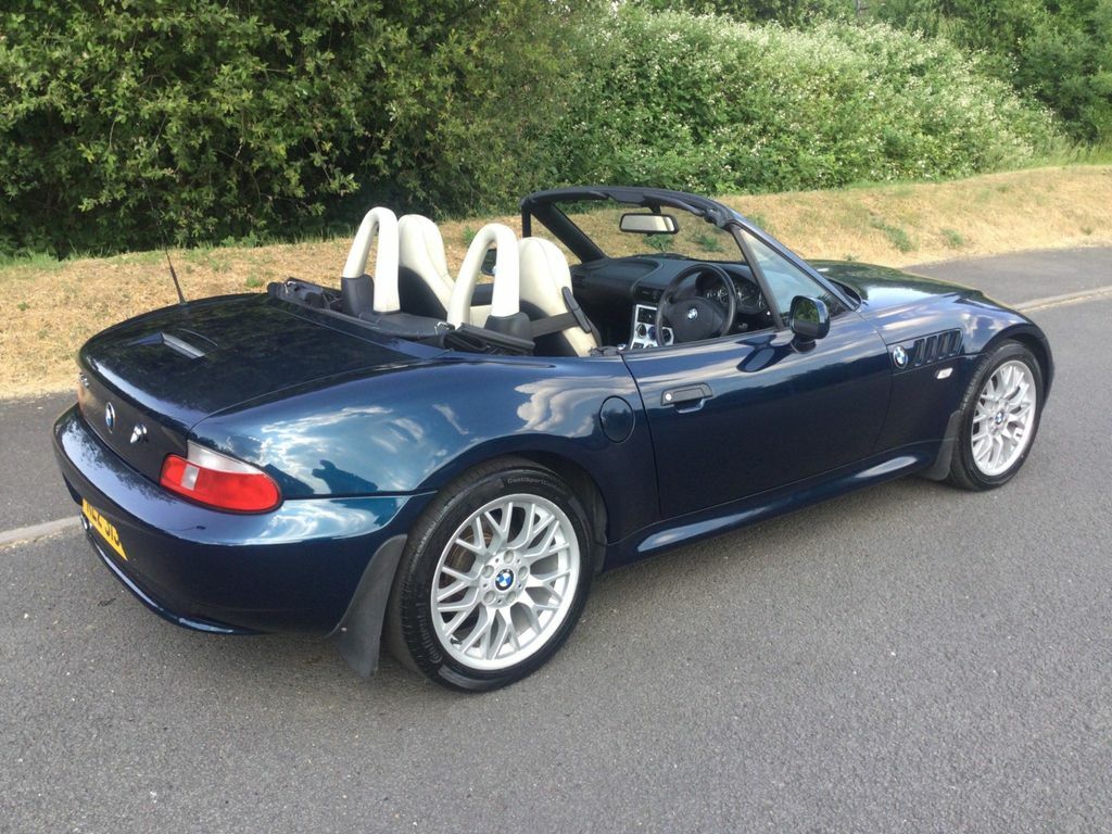 Compare BMW Z3 2.2I Sapphire Edition Limited Edition Roadster KLZ3139 Blue