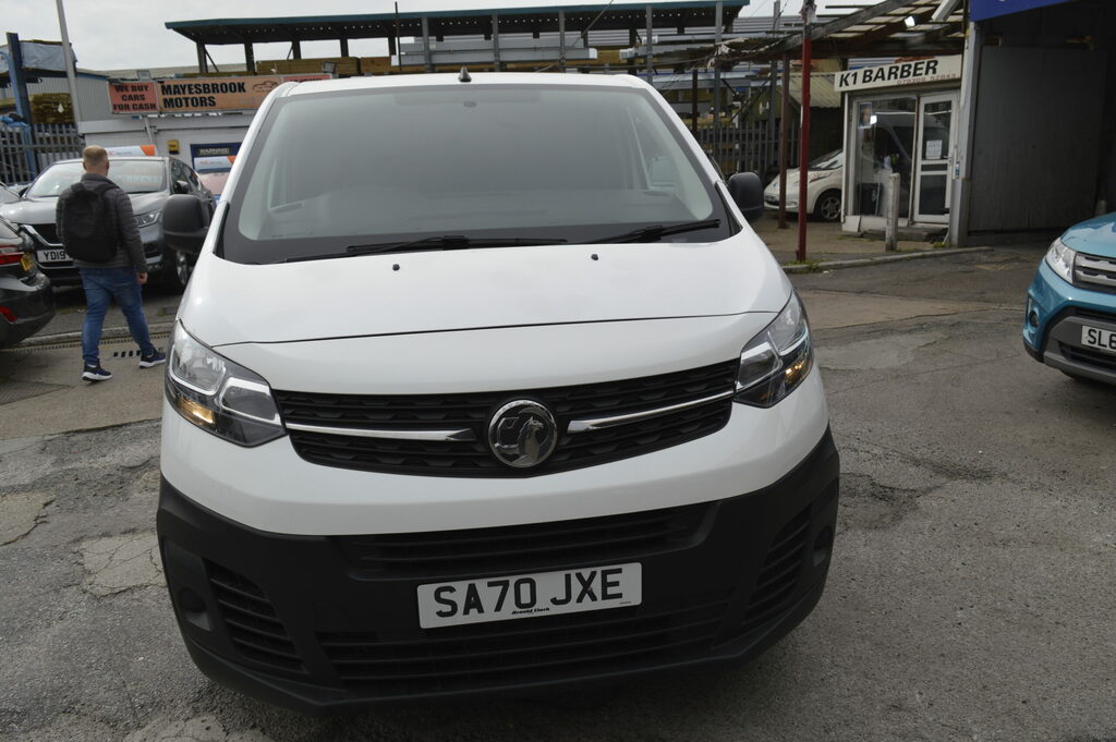 Compare Vauxhall Vivaro 2700 1.5D 100Ps Edition H1 Van 2020 One Owner Euro SA70JXE White