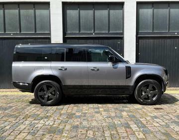 Compare Land Rover Defender 3.0 P400 Mhev X-dynamic Hse 4Wd Euro 6 Ss RK72EMV Grey