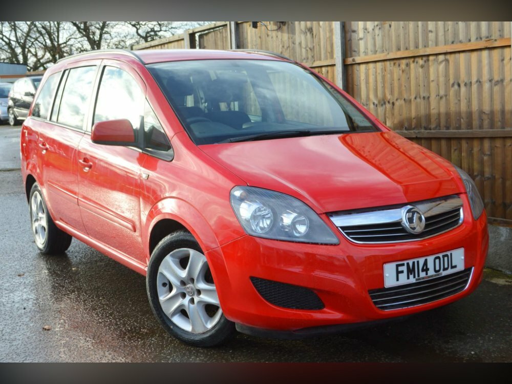 Compare Vauxhall Zafira 1.8 16V Exclusiv Euro 5 FM14ODL Red