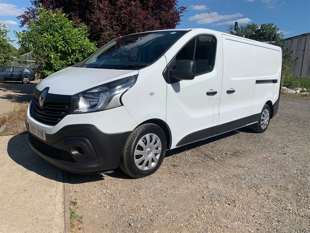 Compare Renault Trafic 1.6L 1.6Dci 125Bhp Lwb Window Cleaning Van RO17XYR White