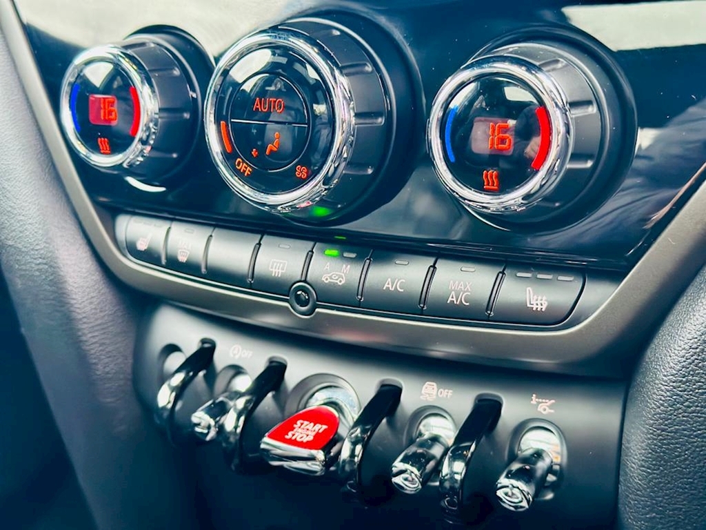 Used 2017 Mini Countryman EO67DLV COOPER SD (U2985) ULEZ on Finance in