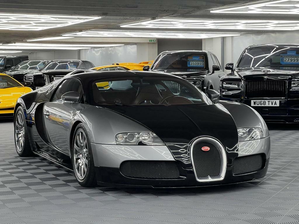 Compare Bugatti Veyron 8.0  Grey