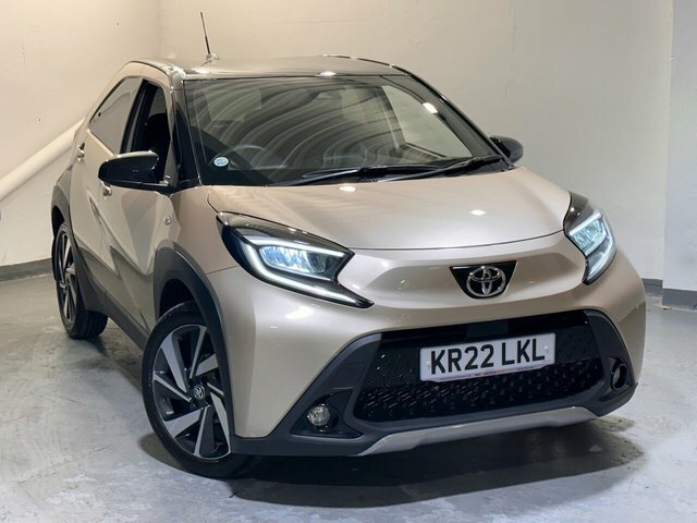 Compare Toyota Aygo Aygo X Exclusive Vvt-i KR22LKL Beige