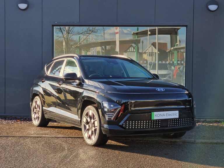 Compare Hyundai Kona 160Kw Ultimate 65Kwh Lux Pack  Black