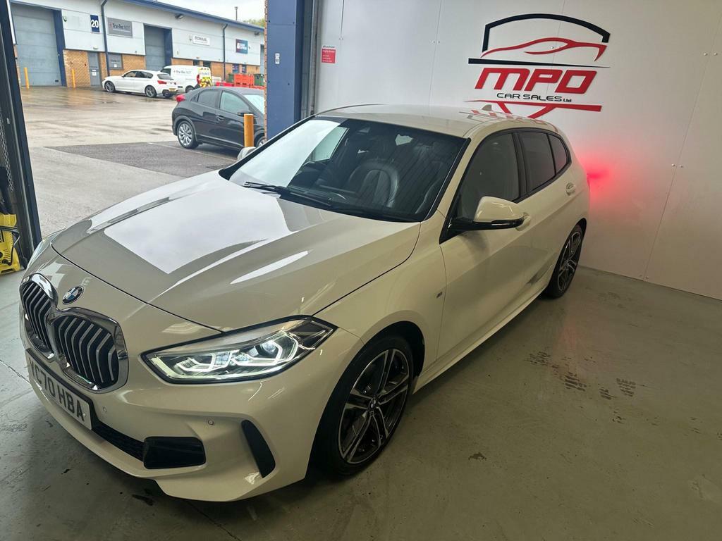 Compare BMW 1 Series 1.5 118I M Sport Dct Euro 6 Ss YC70HBA White