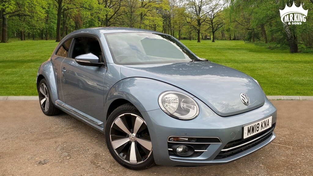 Compare Volkswagen Beetle Beetle Design Tsi Bluemotion Technology MW18KNA Blue