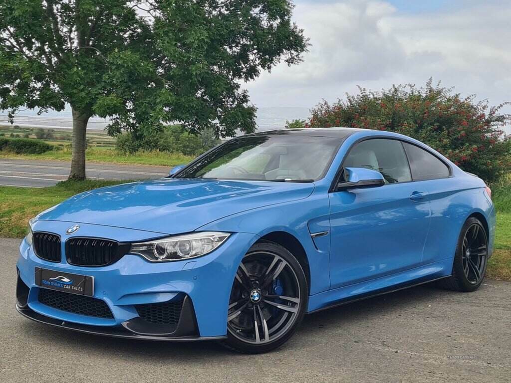 BMW M4 2dr Dct Blue #1