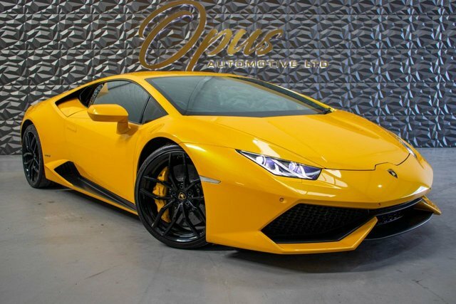 Compare Lamborghini Huracan 5.2 Lp 610-4 610 Bhp X2OBS Yellow