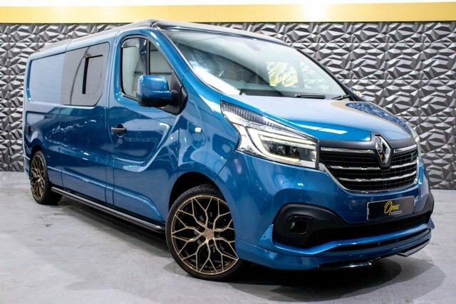 Compare Renault Trafic 2.0 Ll30 Sport Energy Dci 144 Bhp OXZ5209 Blue