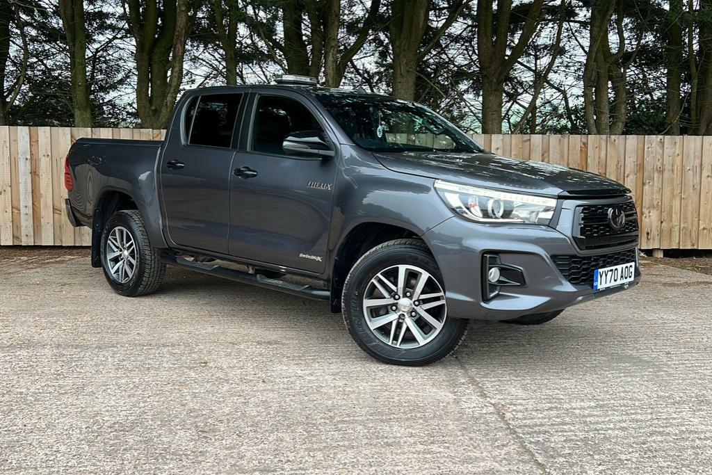 Compare Toyota HILUX 2.4 D-4d Invincible X Pickup 4Wd E YY70AOG Grey
