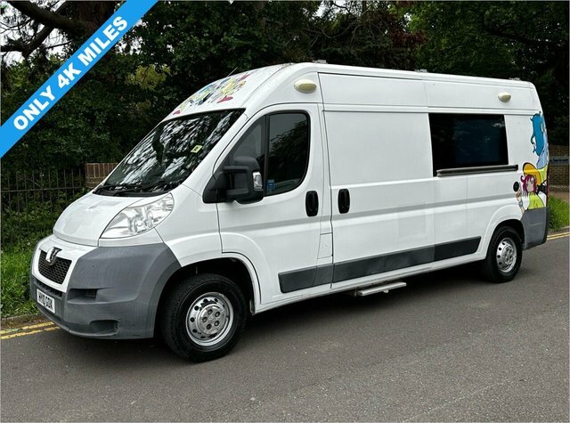 Compare Peugeot Boxer 2.2 335 118 Bhp L3 H2 Lwb Mnobile Officeyouth Cen HY10GOX White