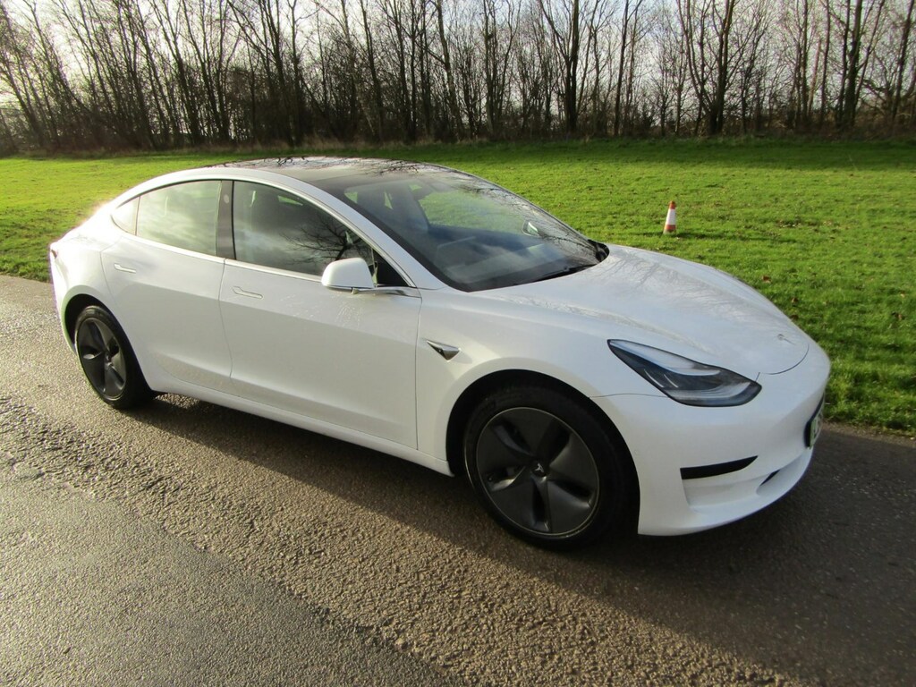 Compare Tesla Model 3 Standard Plus 69 Reg, Low Miles, Fs LB69VMH White