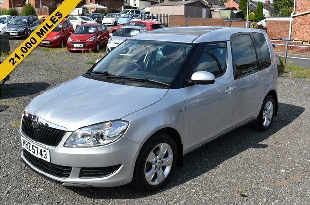 Compare Skoda Roomster Roomster Se Tsi HRZ5743 Silver
