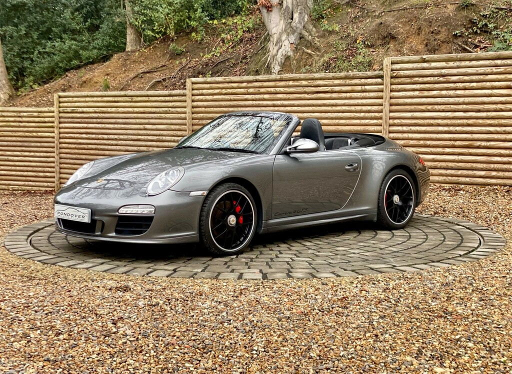 Compare Porsche 911 Convertible VU62WYF Grey