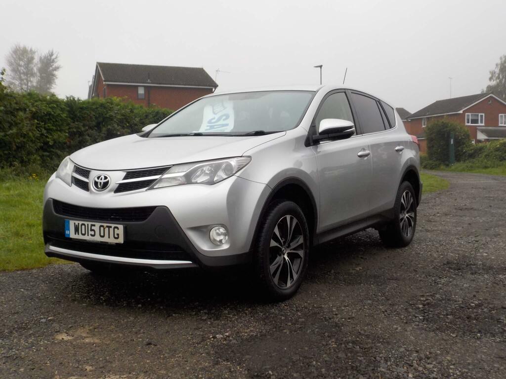 Compare Toyota Rav 4 2.0 D-4d Icon 2Wd Euro 5 Ss WO15OTG 