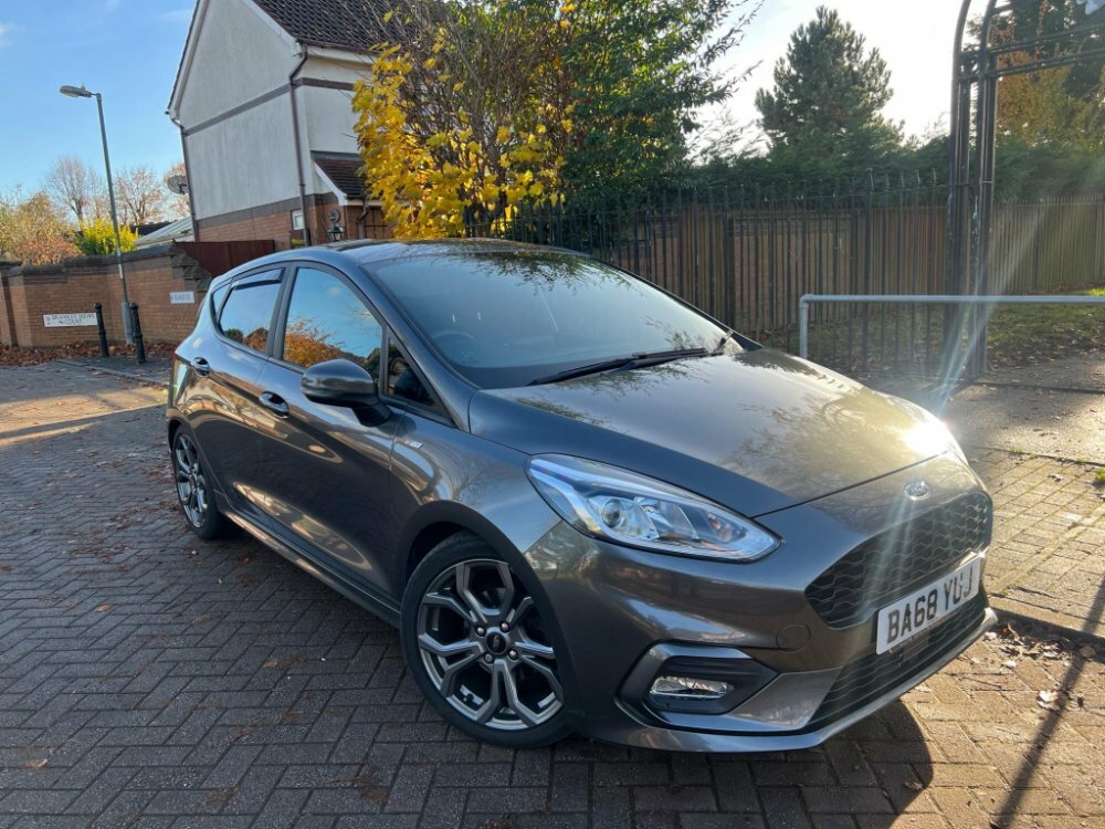 Compare Ford Fiesta 1.0T Ecoboost St-line Euro 6 Ss BA68YUJ Grey