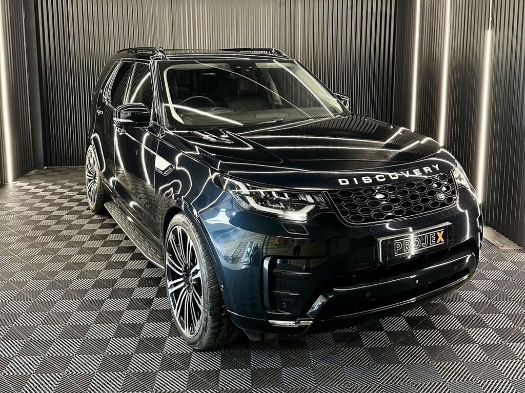 Compare Land Rover Discovery Discovery First Edition Td6 BT17ADZ Black