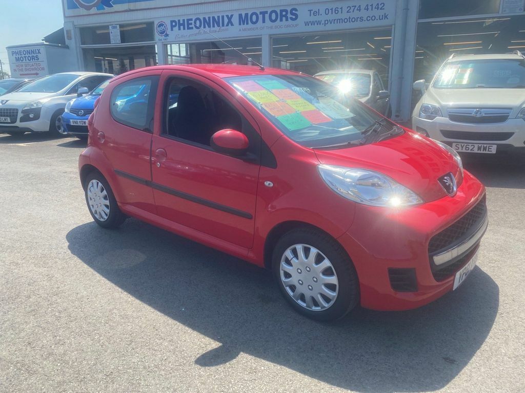 Compare Peugeot 107 1.0 12V Urban 2 Tronic Euro 5 YP61XYE Red