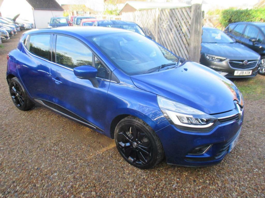 Compare Renault Clio 0.9 Tce Dynamique S Nav Euro 6 Ss LT67LLD Blue