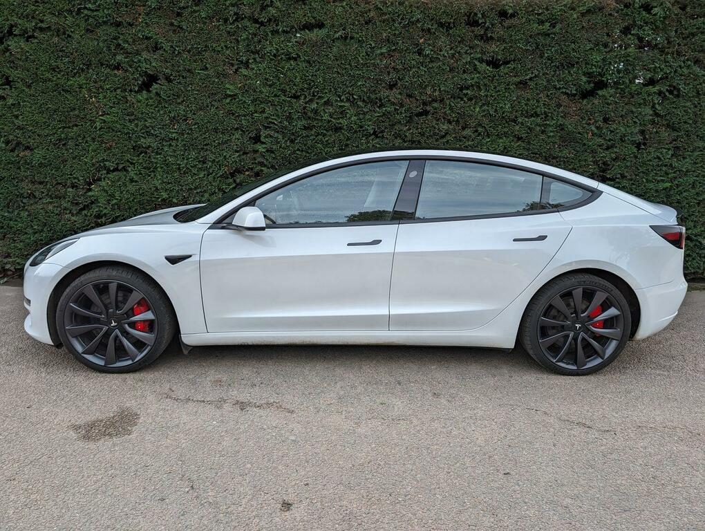 Compare Tesla Model 3 Saloon Dual Motor Performance 2020 SN70WPZ White