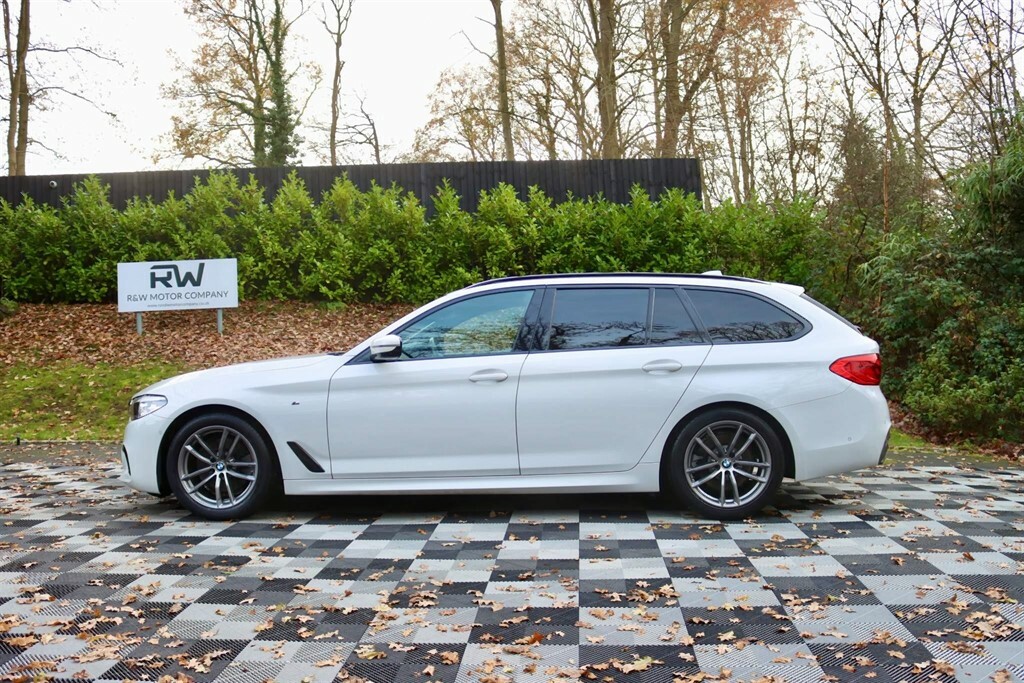 Compare BMW 5 Series 520I M Sport YM19NFR White