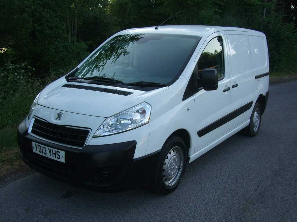 Compare Peugeot Expert Hdi 1000 L1h1 Professional YD13YHS White