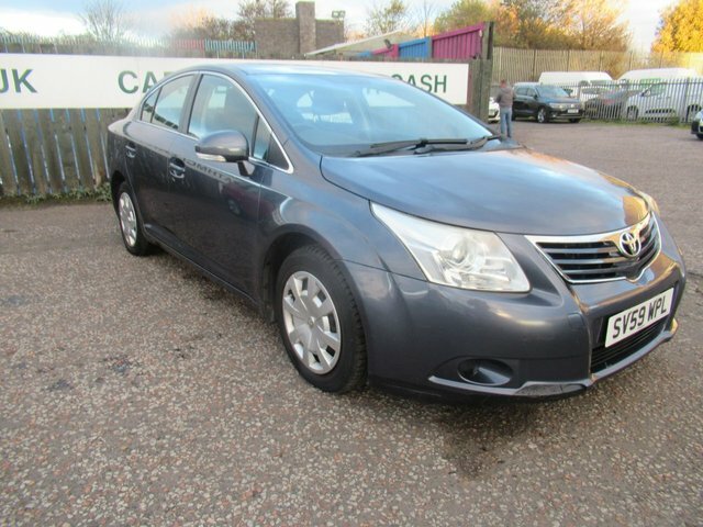 Compare Toyota Avensis 2.0 T2 D-4d 125 Bhp SV59WPL Blue