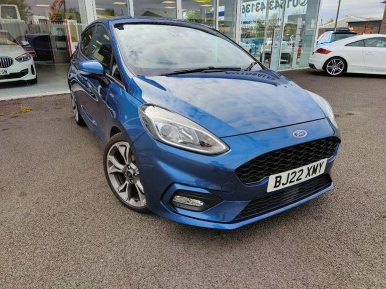 Compare Ford Fiesta 1.0 Ecoboost Hybrid Mhev 155 St-line X Edition BJ22XMY Blue