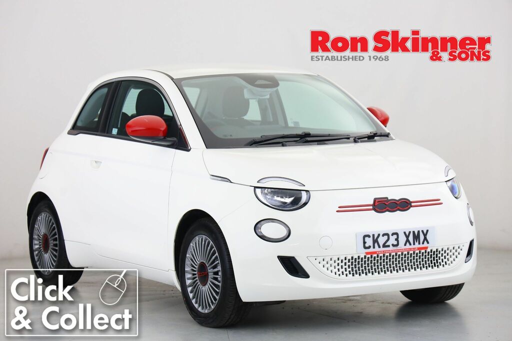 Compare Fiat 500E 0.0 Red 117 Bhp CK23XMX White