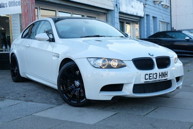 Compare BMW M3 4.0 M3 Limited Edition 500 415 Bhp Dct CE13HNH White