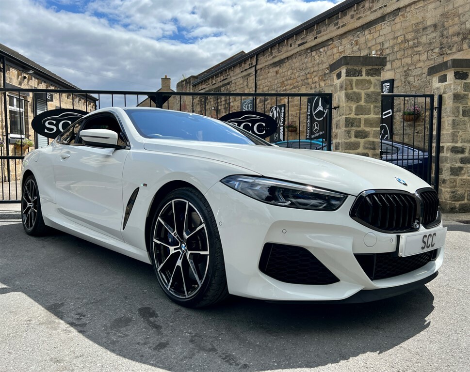 Compare BMW M8 White PE69EZC White