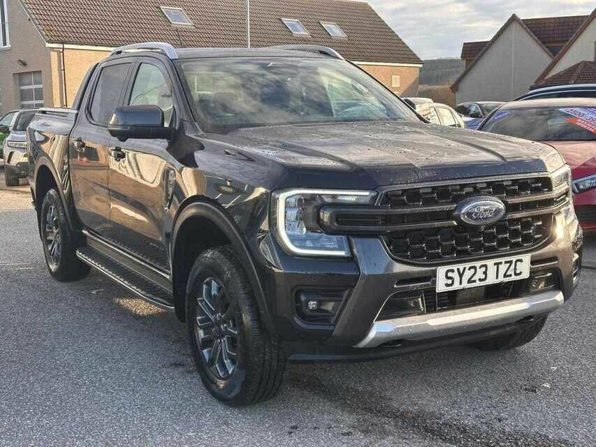 Compare Ford Ranger Wildtrak 2.0 Td Ecoblue 205Ps RE11NCE Black