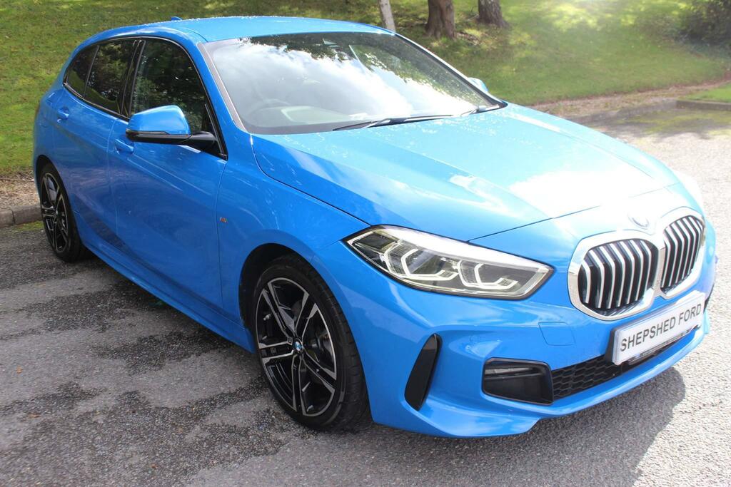 Compare BMW 1 Series 118I M Sport YJ69TLT Blue