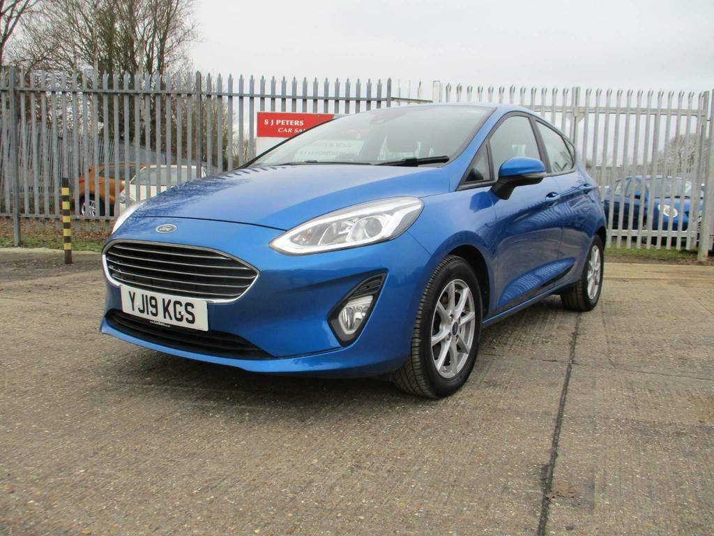Compare Ford Fiesta 1.0T Ecoboost Zetec Euro 6 Ss YJ19KGS Blue