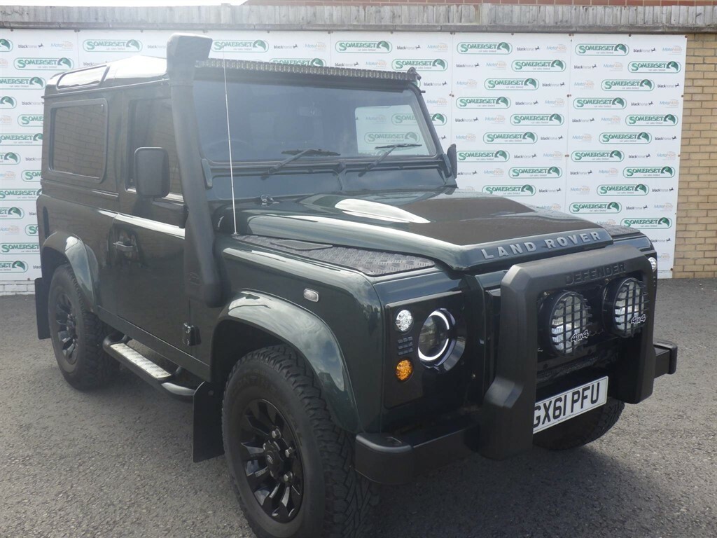 Compare Land Rover Defender 90 Defender 90 Xs Td GX61PFU Green