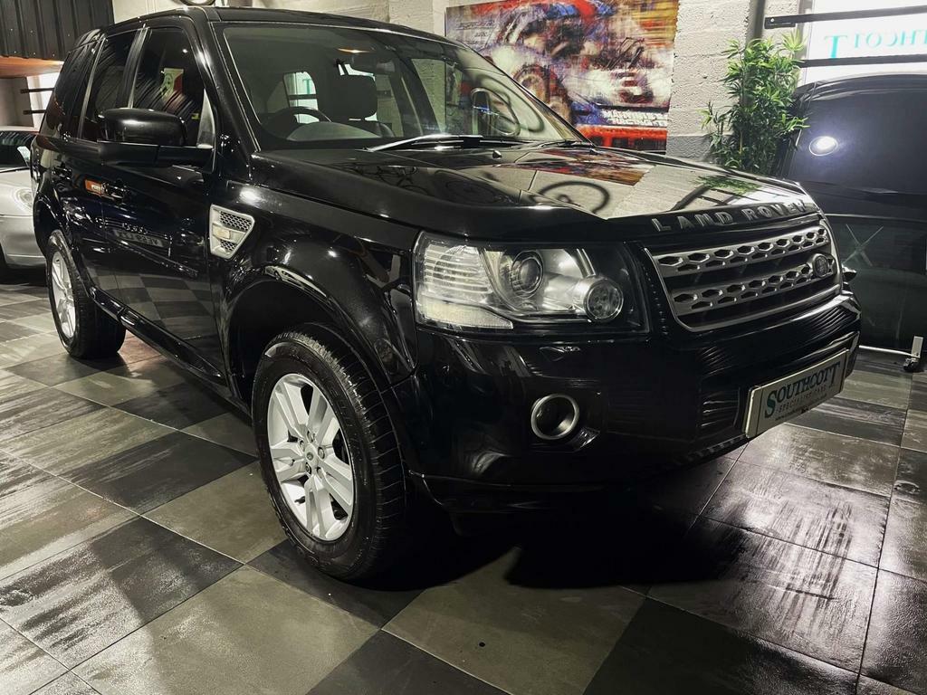 Compare Land Rover Freelander 2 2 2.2 Td4 Xs 4Wd Euro 5 Ss  Black