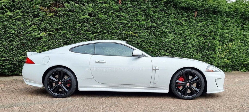 Compare Jaguar XKR 5.0 Supercharged OE11DDV White