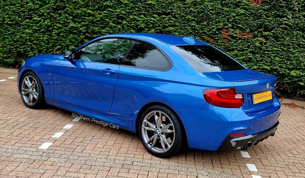 Compare BMW M2 3.0 Euro 6 Ss AF66SYA Blue