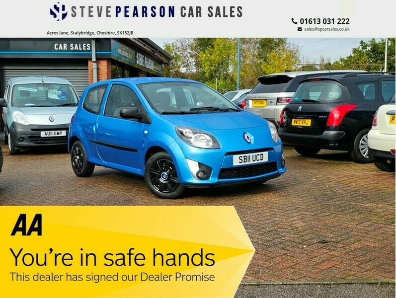 Compare Renault Twingo Expression SB11UCD Blue