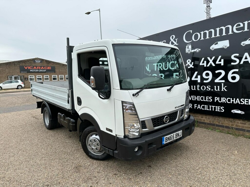Compare Nissan NT400 Cabstar 35.14 2.5 Dci 136 Bhp 6 Speed Dropside Pic BN65BNJ White