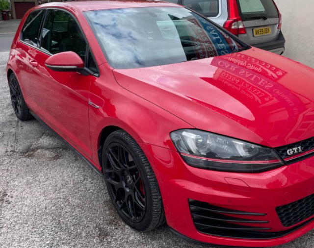 Compare Volkswagen Golf Golf Gti Performance EA14STY Red