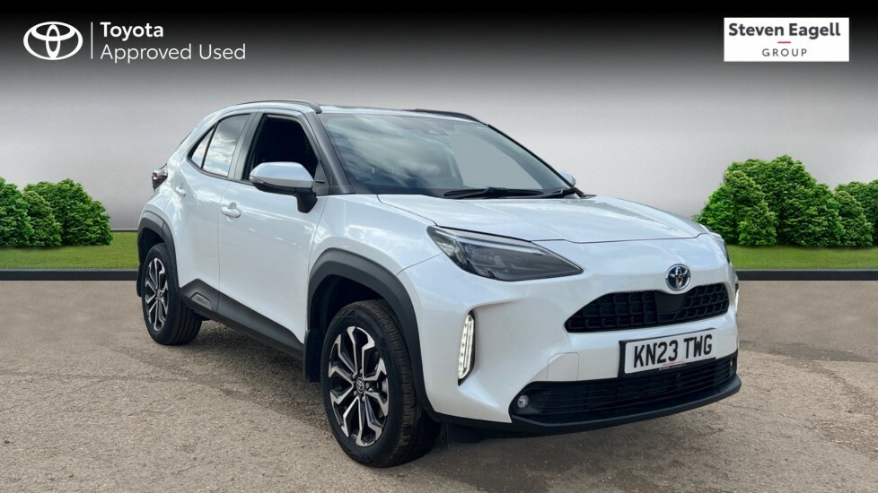 Compare Toyota Yaris Cross 1.5 Vvt-h Design E-cvt Euro 6 Ss KN23TWG White