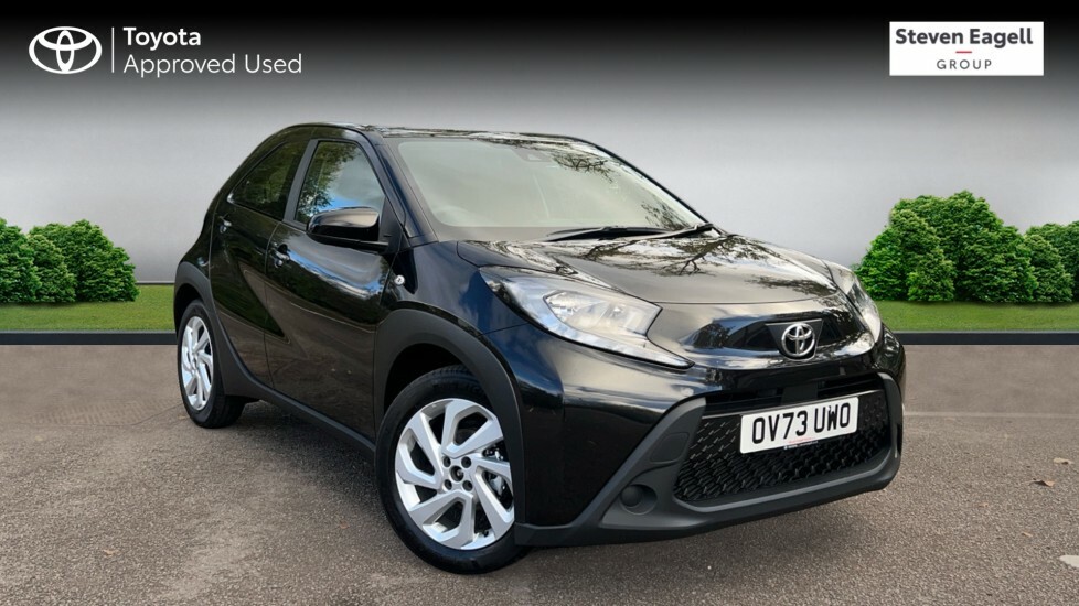 Compare Toyota Aygo X 1.0 Vvt-i Pure Euro 6 Ss OV73UWO Black