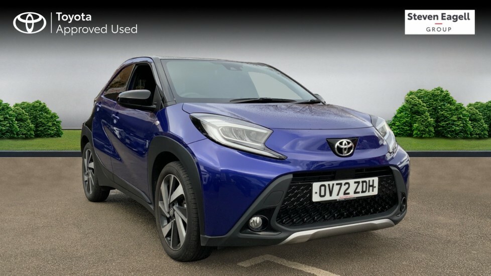 Compare Toyota Aygo X 1.0 Vvt-i Exclusive Euro 6 Ss OV72ZDH Blue