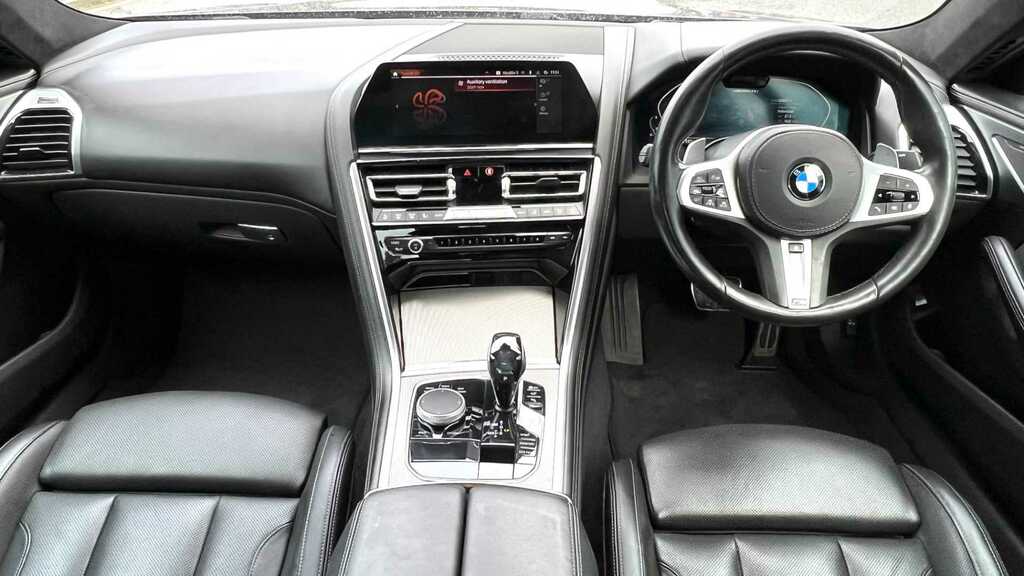 Compare BMW 8 Series M850i Xdrive YC20TYT Grey