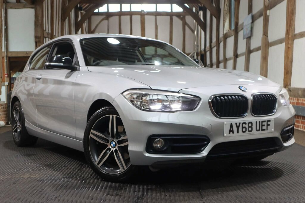 Compare BMW 1 Series 1.5 118I Gpf Sport Euro 6 Ss AY68UEF Silver