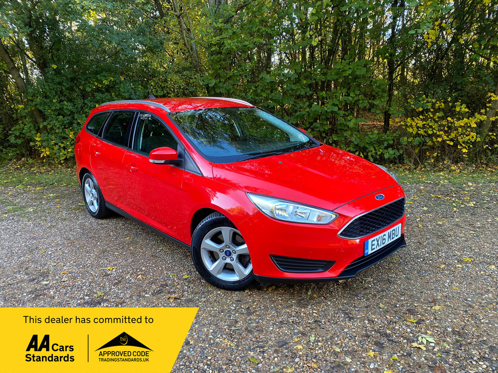 Compare Ford Focus 1.5 Tdci Style Euro 6 EX16MBU Red